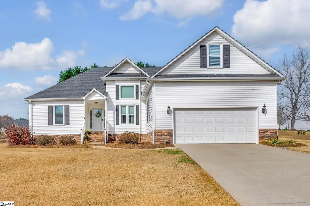 4 Brooke Lee Circle, Taylors, SC 29687 - Image #1