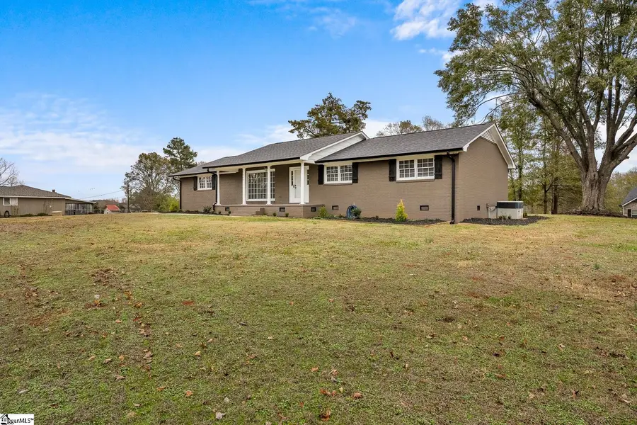 300 Woodlake Road, Anderson, SC 29621 - #3