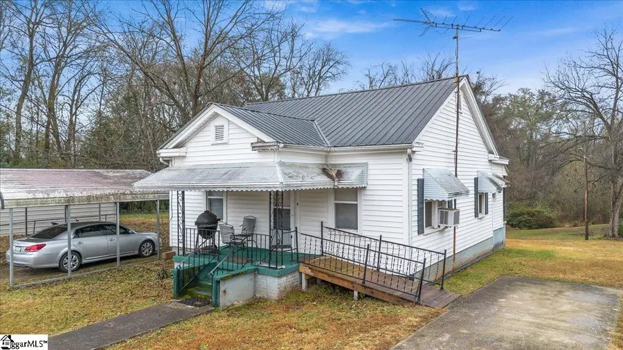 550 Leaman Avenue, Whitmire, SC 29178 - Image #3