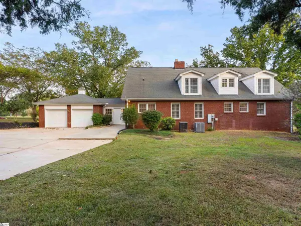 1429 E Calhoun Street, Anderson, SC 29621