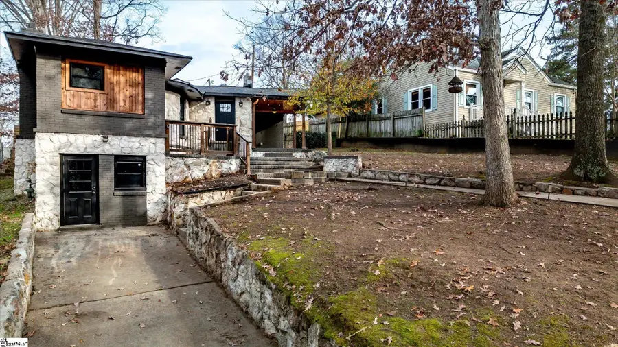 19 Granada Drive, Greenville, SC 29605 - Image #2