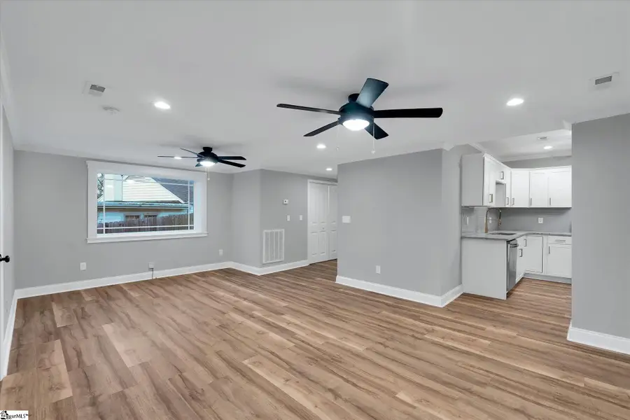 19 Granada Drive, Greenville, SC 29605 - Image #3