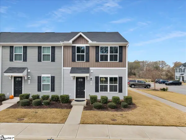 145 Fernside Court, Greenville, SC 29617
