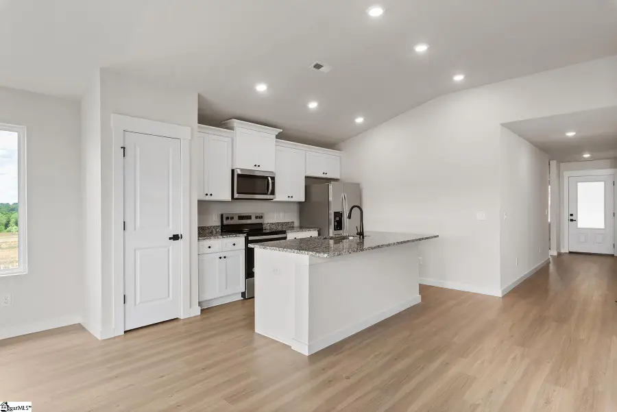 1496 Wild Indigo Way, Moore, SC 29369 - Image #2