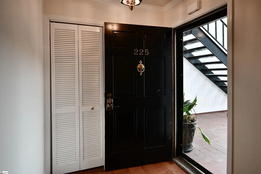 925 Cleveland Street #Unit 225, Greenville, SC 29601 - Image #3