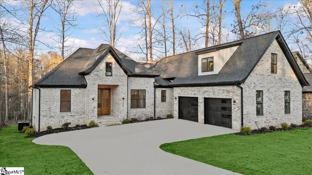 304 Avenue Of Oaks, Anderson, SC 29621 - #1