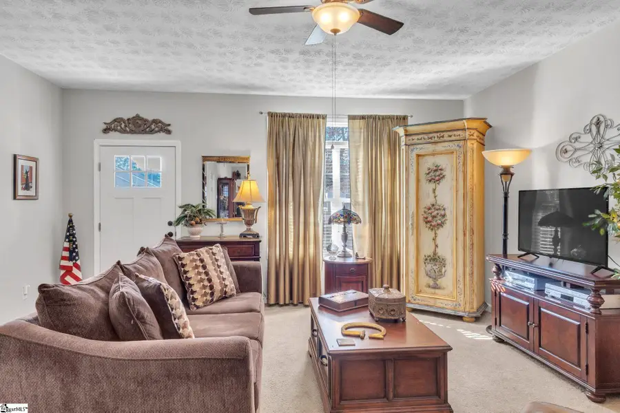 208 River Oaks Circle, Piedmont, SC 29673 - Image #3