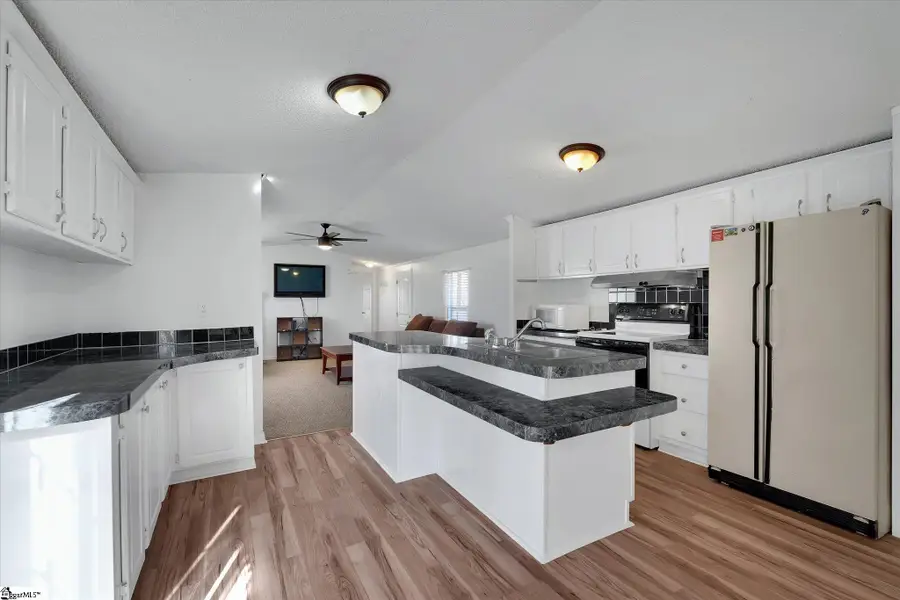 210 Elaine Drive, Piedmont, SC 29673 - Image #3