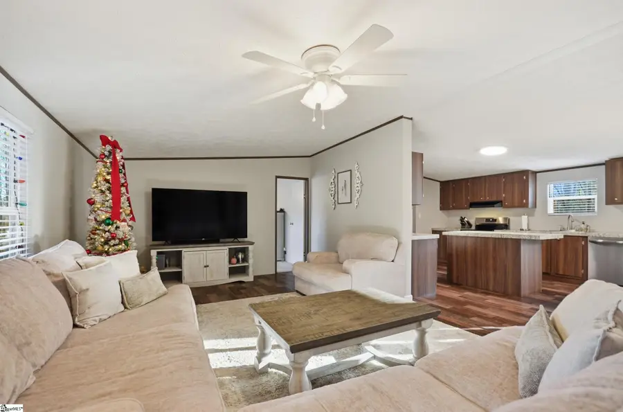 209 City Lake Drive, Pickens, SC 29671 - #2