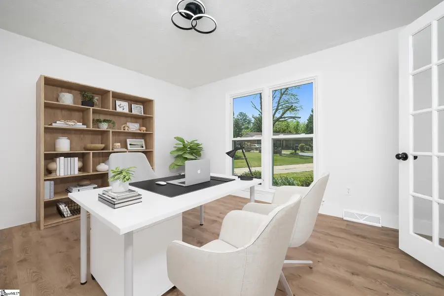 3 Hibourne Court, Greenville, SC 29615 - Image #3