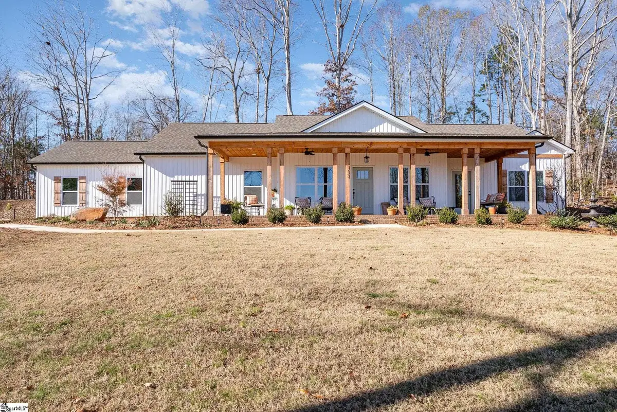 117 E Peninsula Drive, Laurens, SC 29360 - Image #1