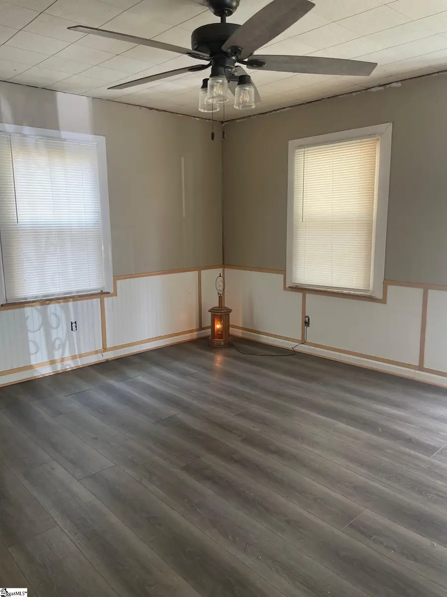 105 W Front Street, Iva, SC 29655-8700 - Image #3