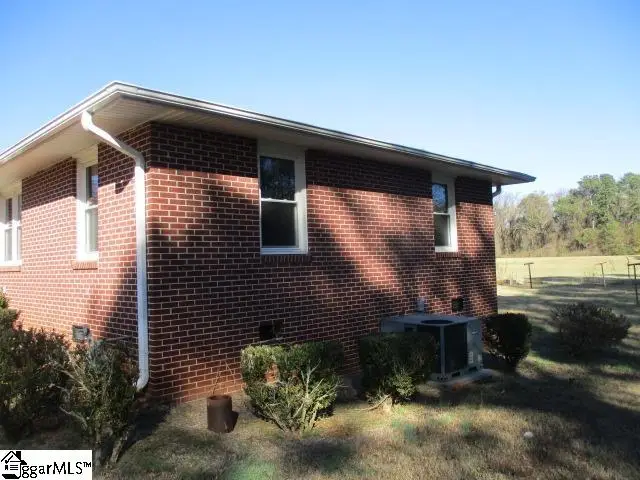 210 Cherokee Road, Belton, SC 29627 - Image #3