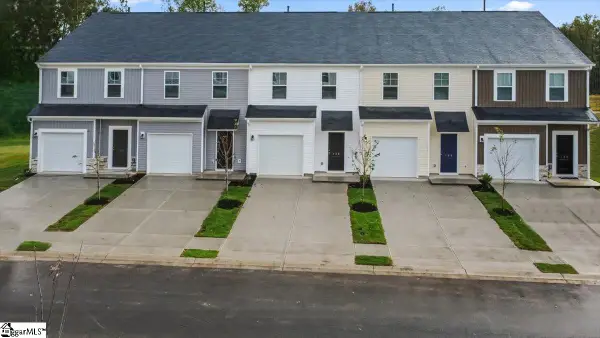 141 Randwick Lane, Greer, SC 29651