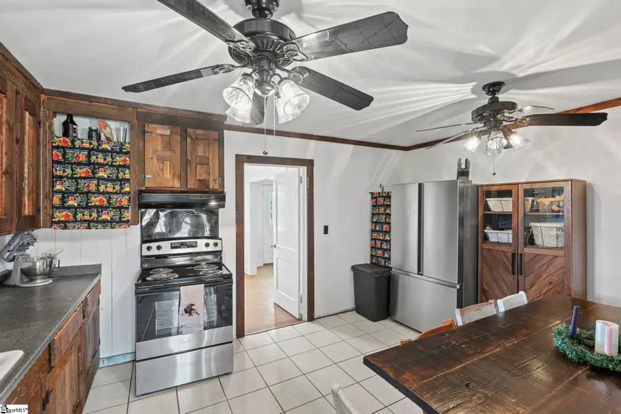 111 Fairview Church Road, Fountain Inn, SC 29644 - Image #3