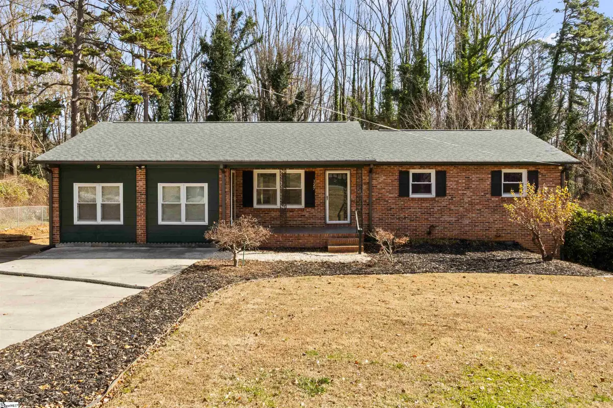 127 Walden Circle, Spartanburg, SC 29301 - Image #1