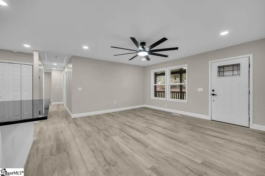 135 Commercial Circle, Westminster, SC 29693 - Image #3