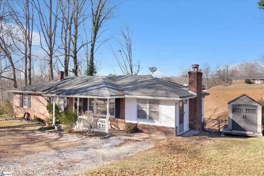 10 Glen Haven Court, Greenville, SC 29611 - Image #2