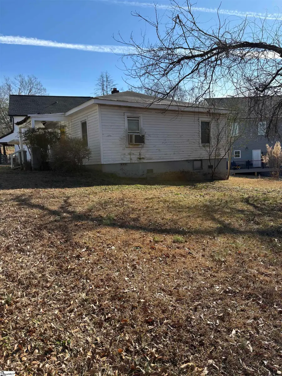 305 N Palmetto Street, Liberty, SC 29657 - Image #3