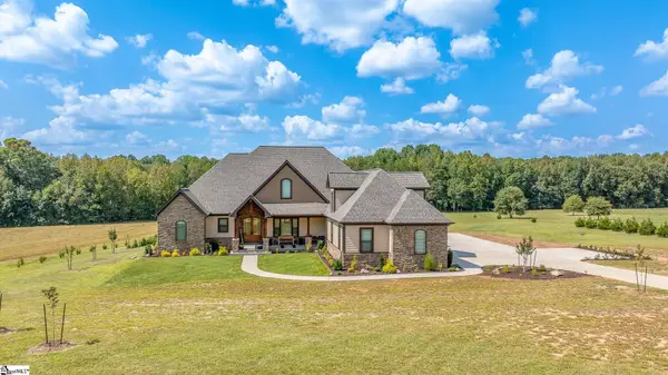 1055 Cross Country Lane, Inman, SC 29349