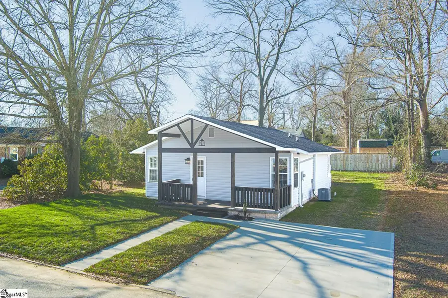 103 Copeland Street, Clinton, SC 29325 - Image #2