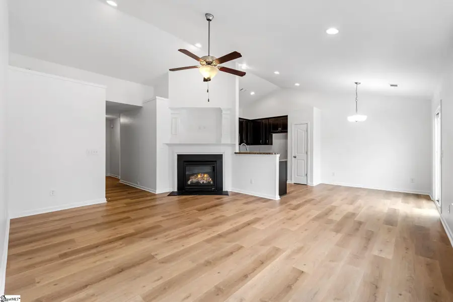 304 Riverdale Road, Simpsonville, SC 29680 - Image #3