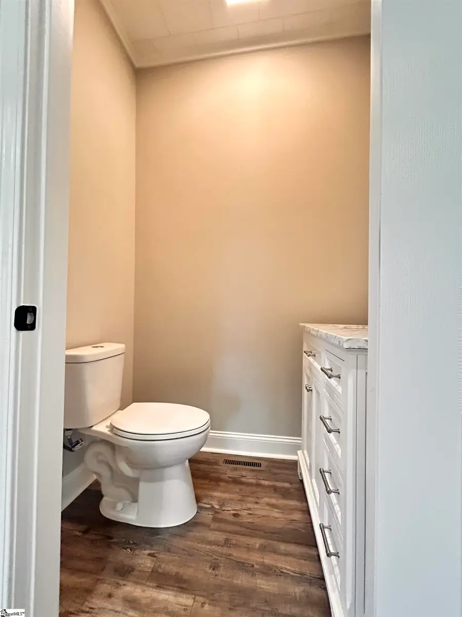 25 S Greenwood Avenue, Ware Shoals, SC 29692 - Image #2