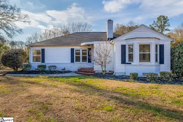 417 W Farley Avenue, Laurens, SC 29630