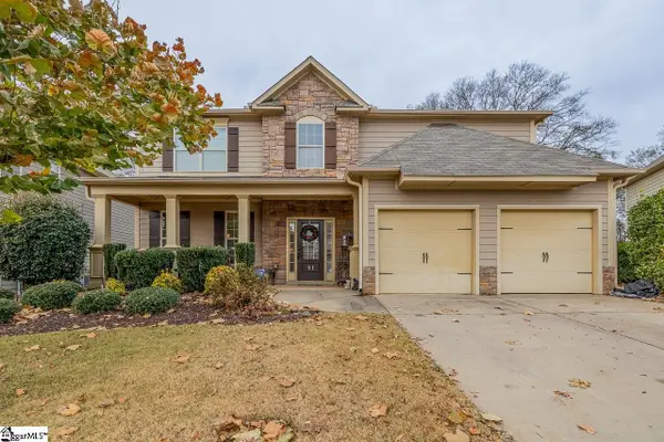 51 Wood Hollow Circle, Greer, SC 29650