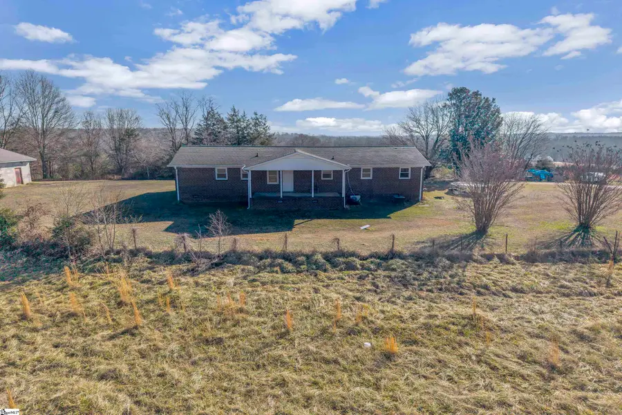310 Rhodes Road, Woodruff, SC 29388 - #2
