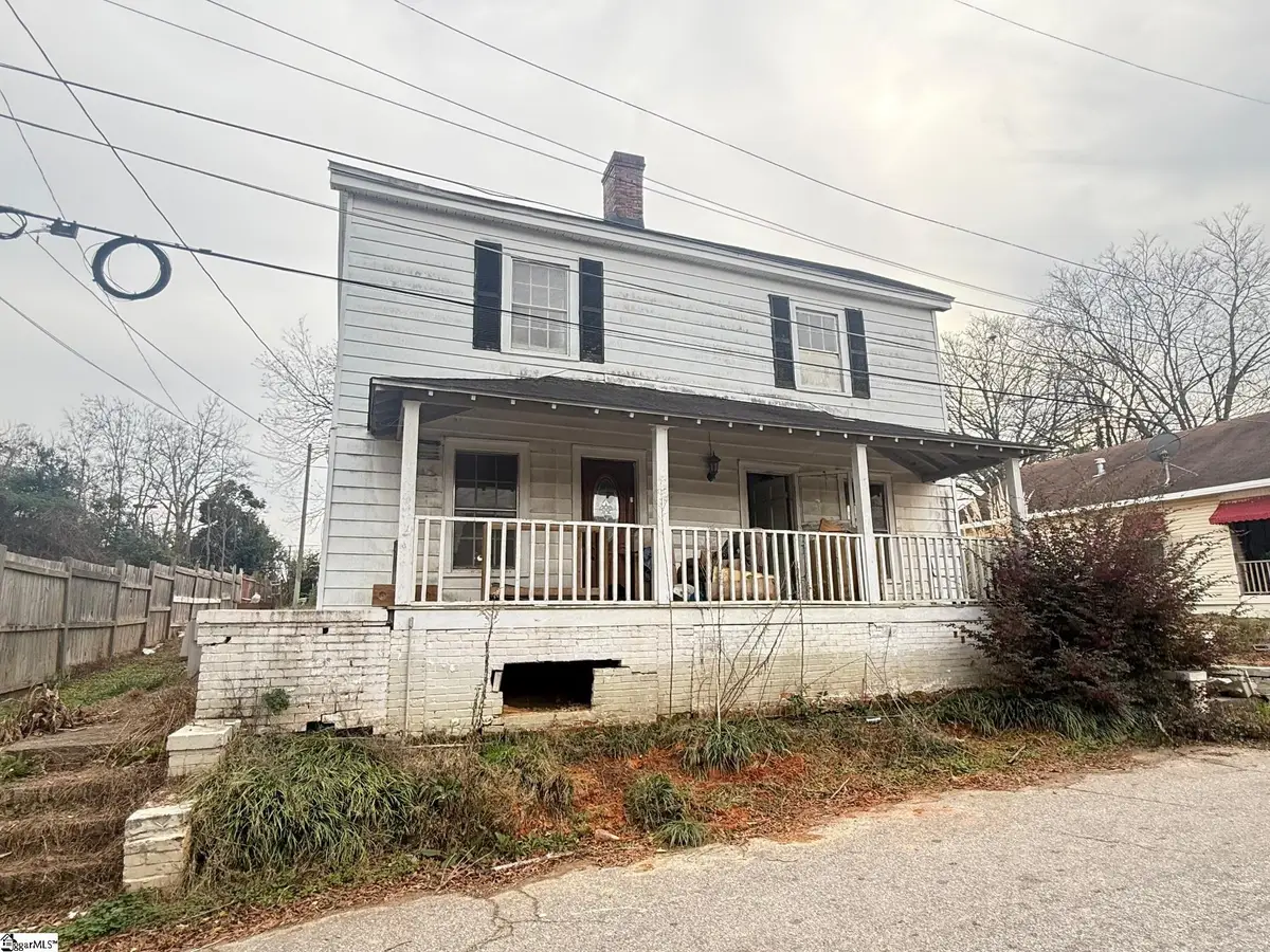 714 E Grendel Avenue, Greenwood, SC 29649 - Image #1