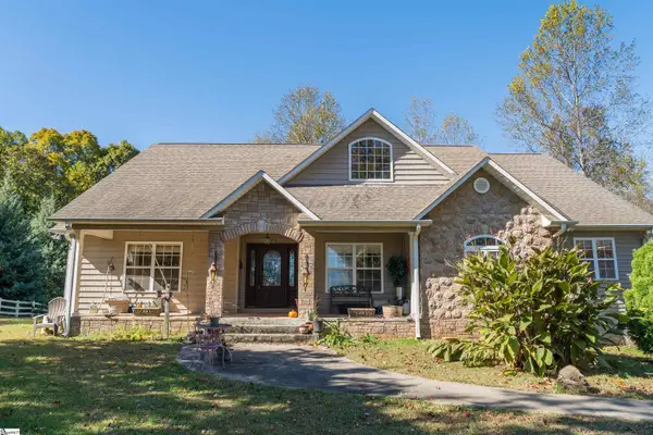 370 Sunset Road, Landrum, SC 29356