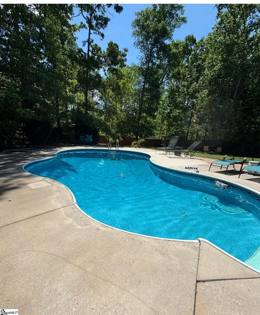 9 Canterbrooke Court, Fountain Inn, SC 29644 - Image #2