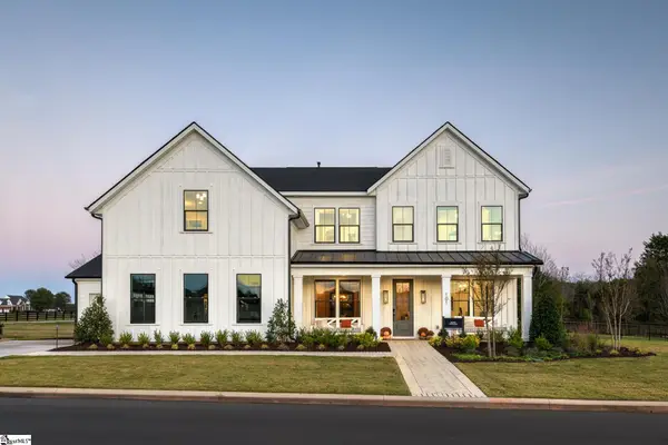 215 Dapple Lane, Simpsonville, SC 29681