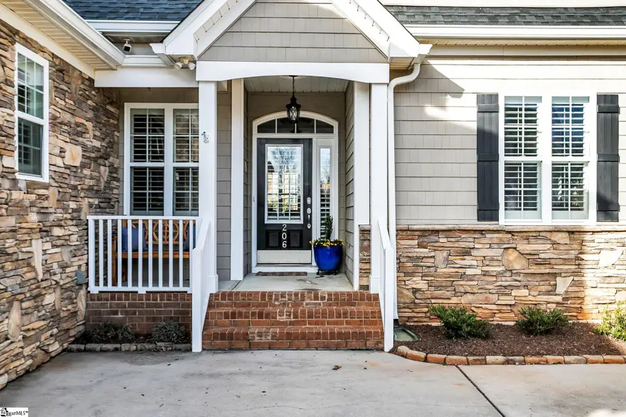 206 Medford Drive, Greer, SC 29650 - Image #2