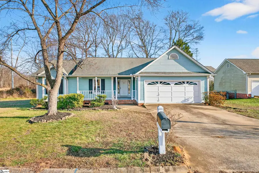 404 Frostberry Court, Fountain Inn, SC 29644 - Image #2