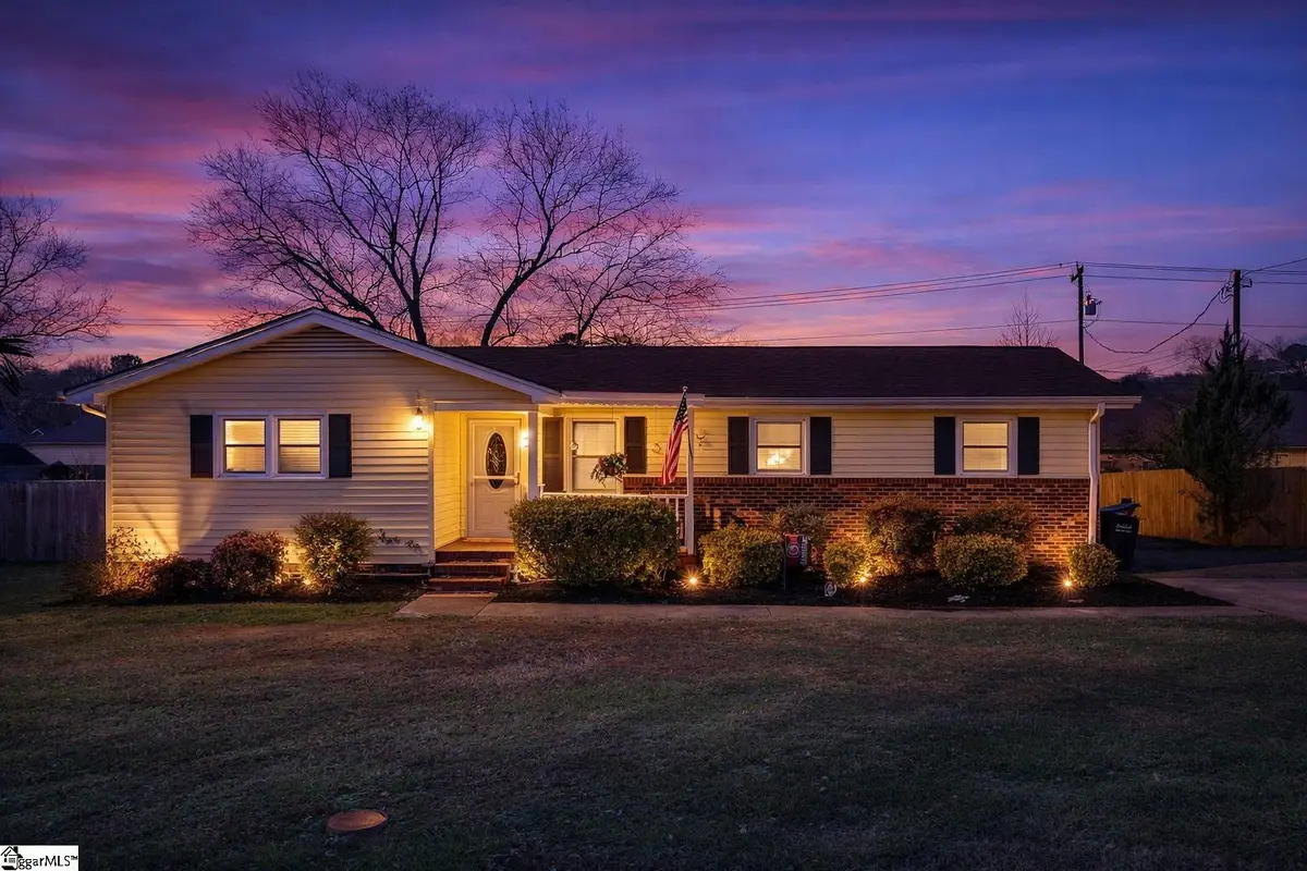 208 Agewood Drive, Simpsonville, SC 29680 - #1