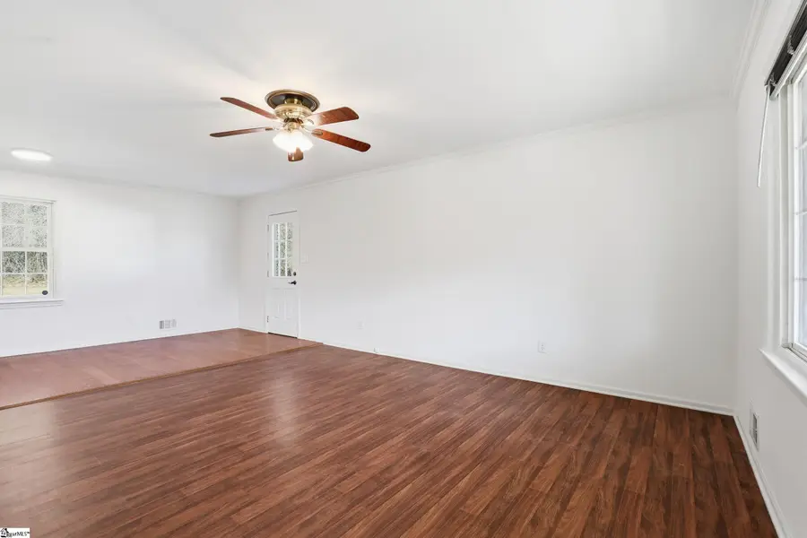 513 E Turner Street, Landrum, SC 29356 - Image #3