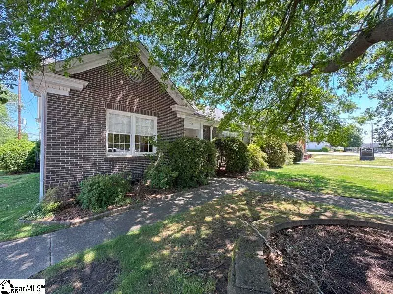 308 W Poinsett Street, Greer, SC 29650 - #3