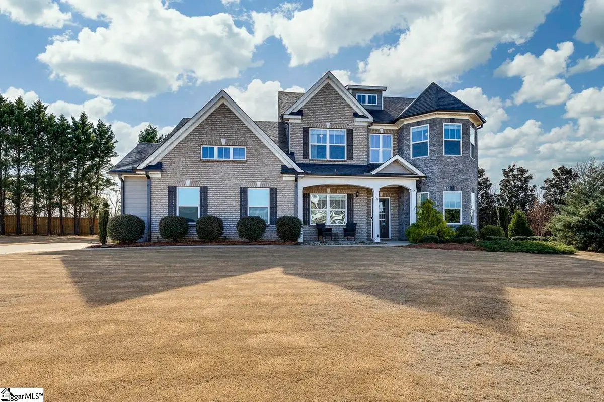 19 Cool Meadow Way, Fountain Inn, SC 29644 - Image #1