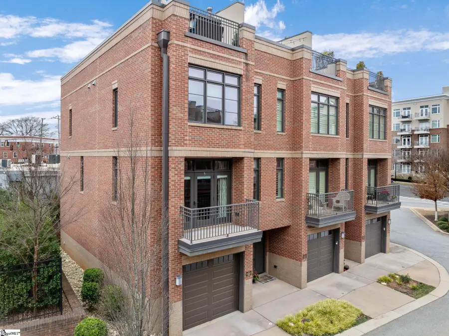 1027 Main Street #Unit 303, Greenville, SC 29601 - #2