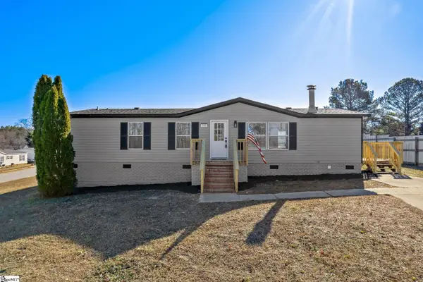 310 Walnut Court, Fountain Inn, SC 29644