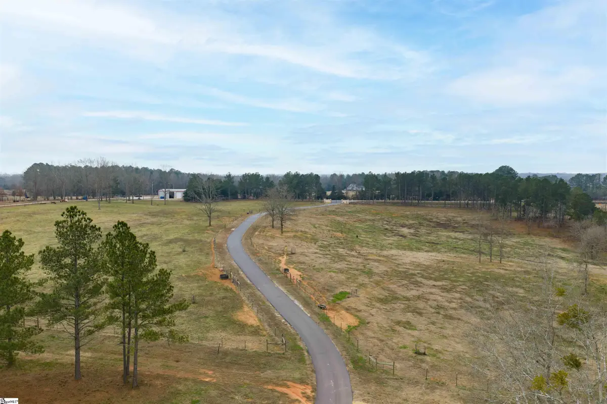 1425 S Harper Street, Laurens, SC 29360 - Image #1