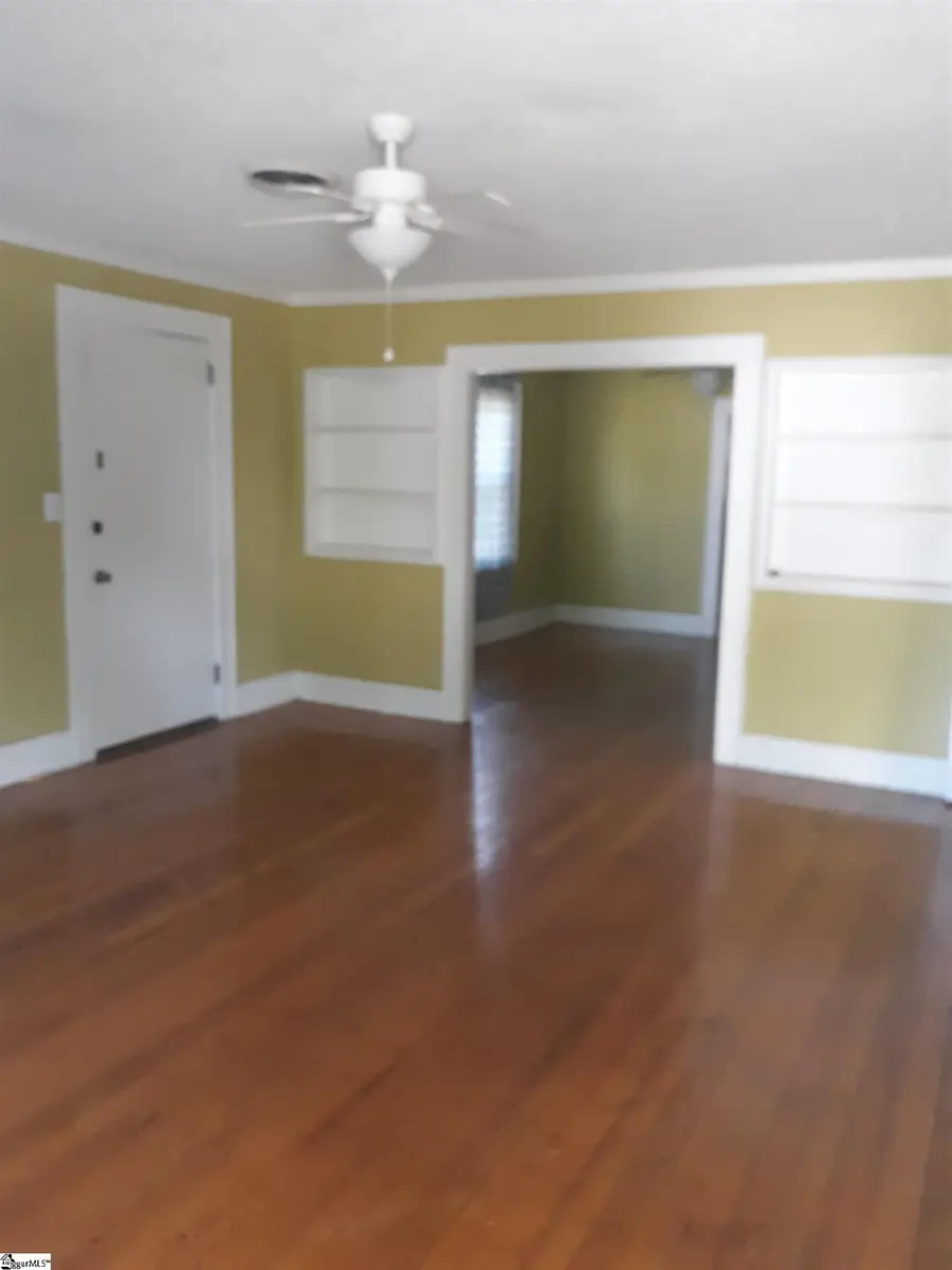 114 N Owens Street, Clinton, SC 29325 - Image #2