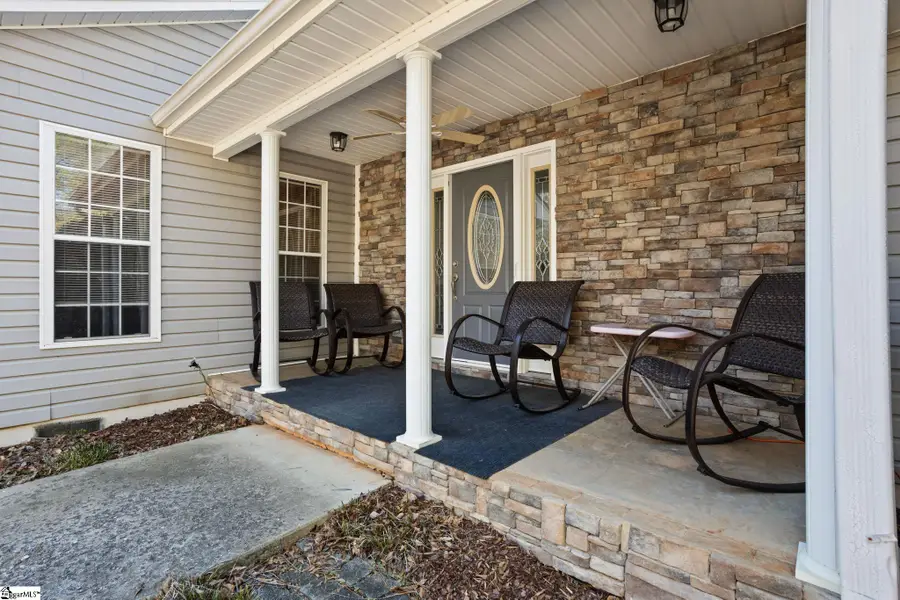 132 Englewood Drive, Inman, SC 29349 - #3