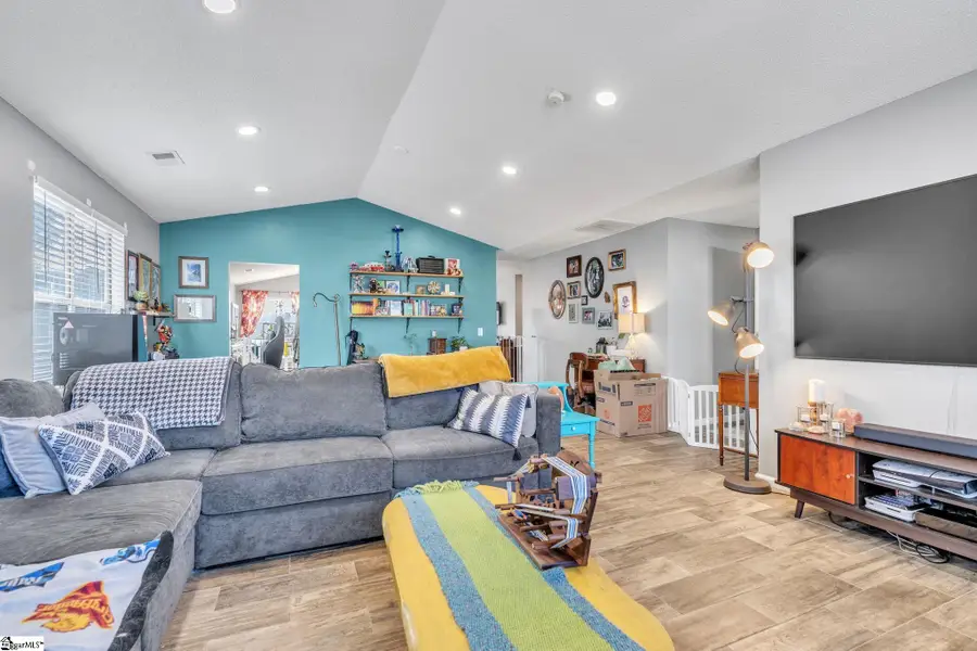 531 Country Gardens Drive, Fountain Inn, SC 29644 - Image #3