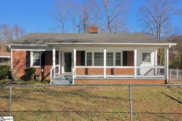 17 Springfield Avenue, Greenville, SC 29611