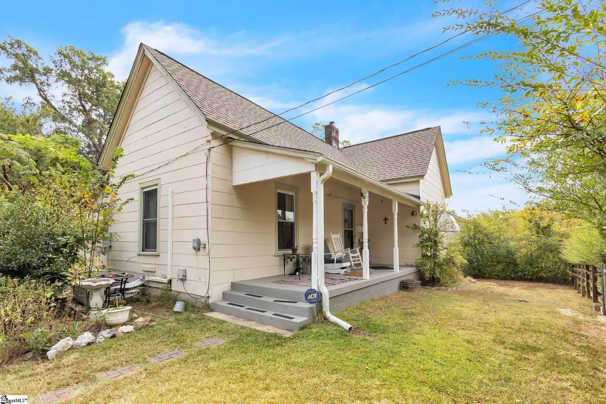 207 Ellis Avenue, Abbeville, SC 29620 - Image #1