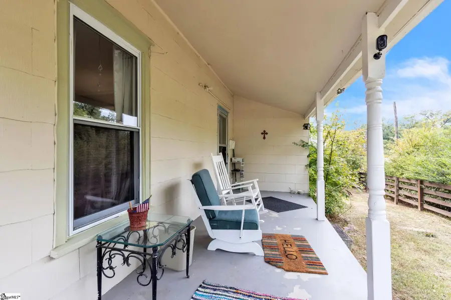 207 Ellis Avenue, Abbeville, SC 29620 - Image #3