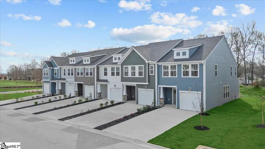 517 W Norvell Court, Spartanburg, SC 29307 - Image #2